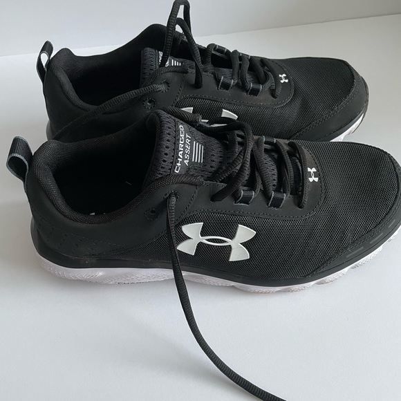 Men’s Under Armour Charged Assert Shoes - Picture 8 of 8